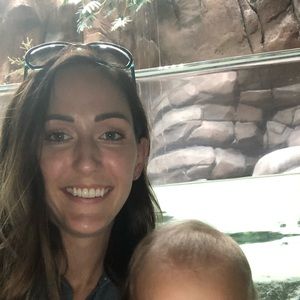 Meet your Posher, Stephanie